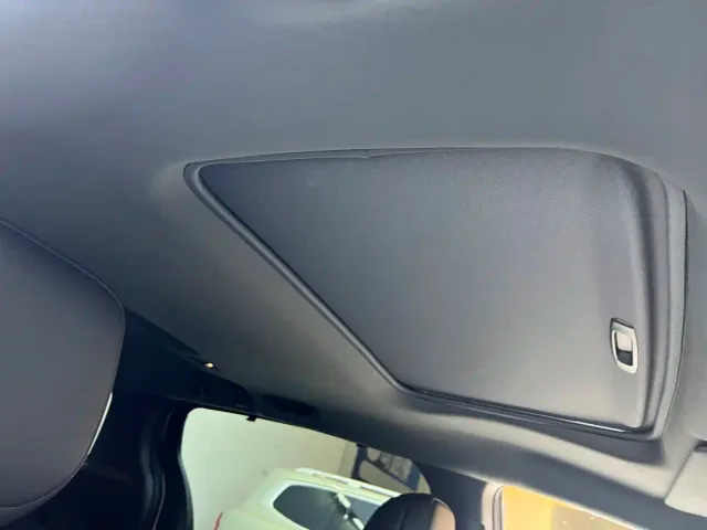 Toyota Sienna — Фото автомобиля 16
