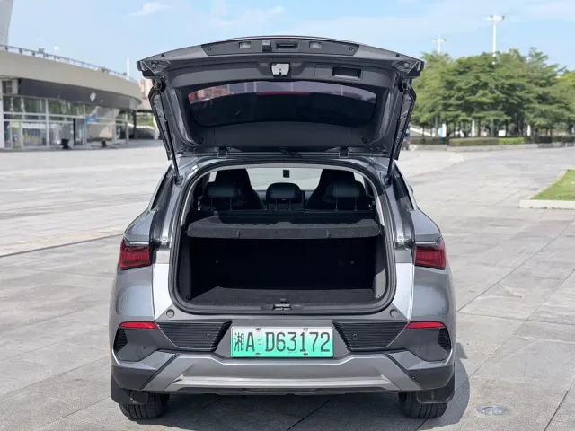 BYD Yuan PLUS — Фото автомобиля 10