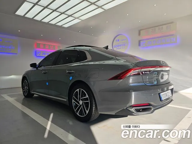 Hyundai Grandeur New — Фото автомобиля 18