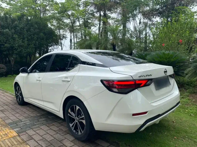 Nissan Sylphy — Фото автомобиля 6