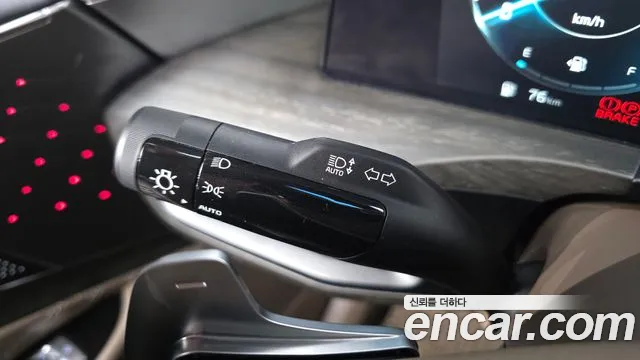 Kia K8 Hybrid — Фото автомобиля 30