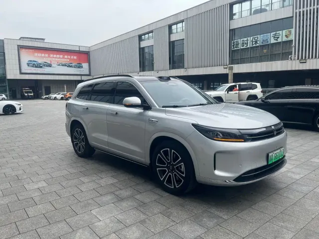 Aito M7 — Фото автомобиля 7