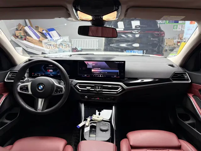 BMW 3 Series — Фото автомобиля 10