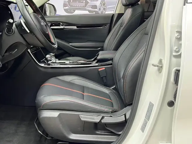 Kia KX3 Smart Run 2021 1.5L CVT All-Round Edition — Фото автомобиля 14