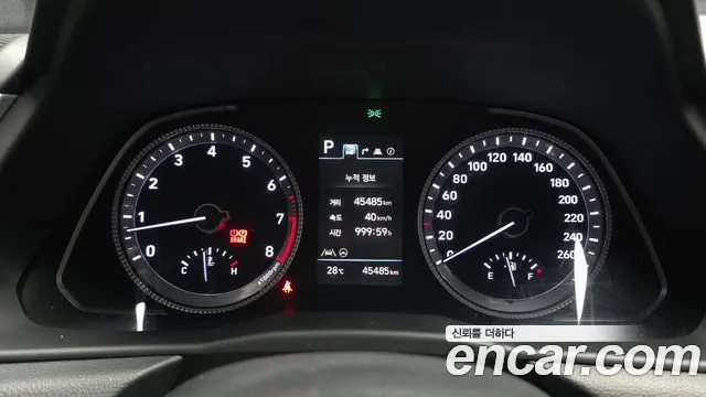 Hyundai Sonata Sonata (DN8) 2.0 LPG(Для проката) — Фото автомобиля 8