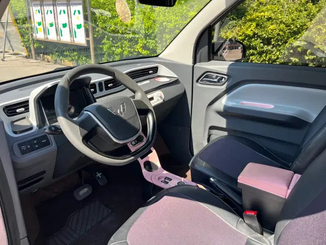 Wuling Hongguang Mini EV — Фото автомобиля 8