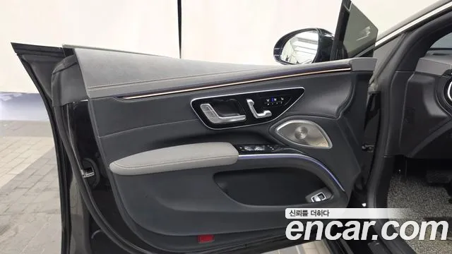 Mercedes-Benz EQS — Фото автомобиля 23