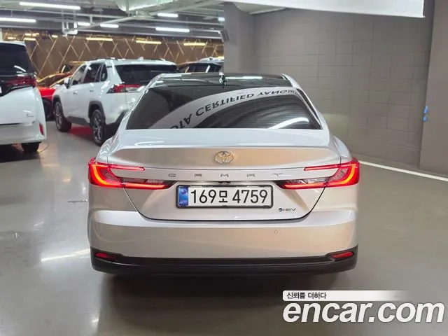 Toyota Camry — Фото автомобиля 4
