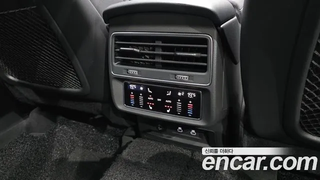Audi Q7 45 TDI quattro Premium — Фото автомобиля 19