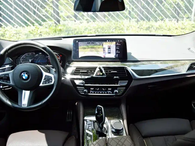 BMW 6 Series Gran Turismo — Фото автомобиля 16