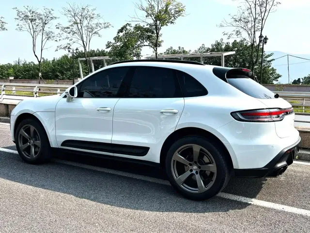 Porsche Macan — Фото автомобиля 7