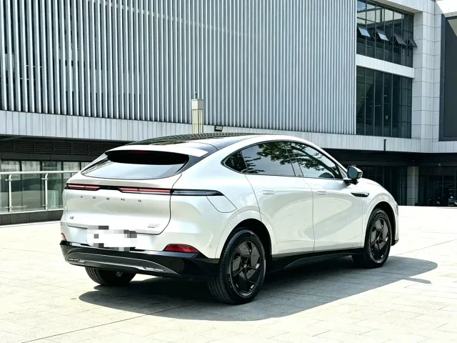 Xpeng G6 — Фото автомобиля 13