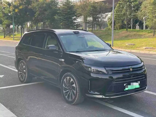 Aito M7 — Фото автомобиля 2