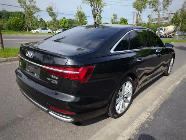 Audi A6L — Фото автомобиля 6