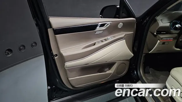 Genesis GV80 — Фото автомобиля 13