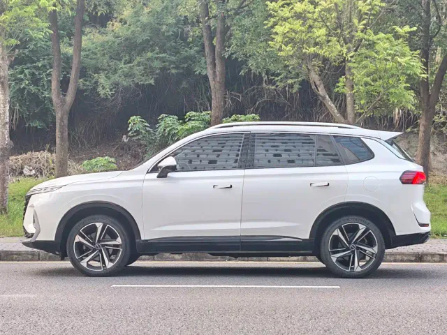Roewe RX5 eMAX — Фото автомобиля 3