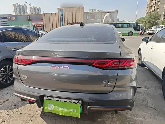 BYD Qin L — Фото автомобиля 5