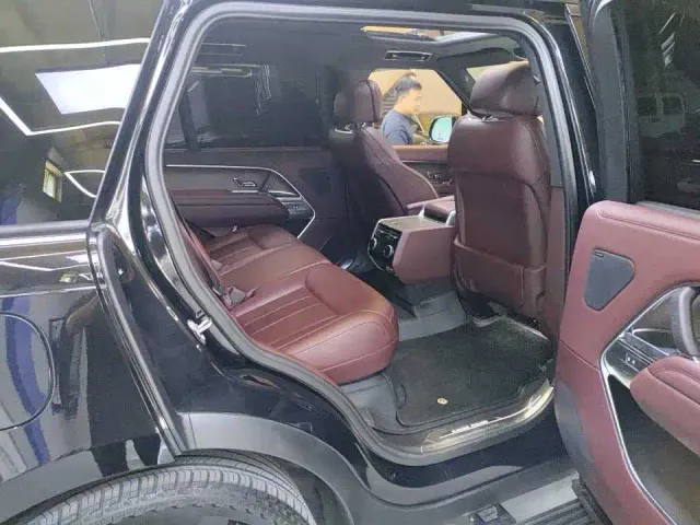 Land Rover Range Rover — Фото автомобиля 7