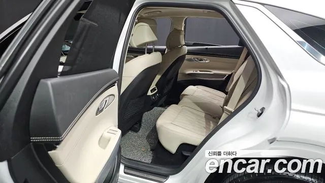 Genesis GV70 2.5T Бензин AWD — Фото автомобиля 19