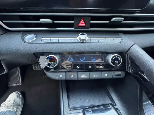Hyundai Elantra — Фото автомобиля 20