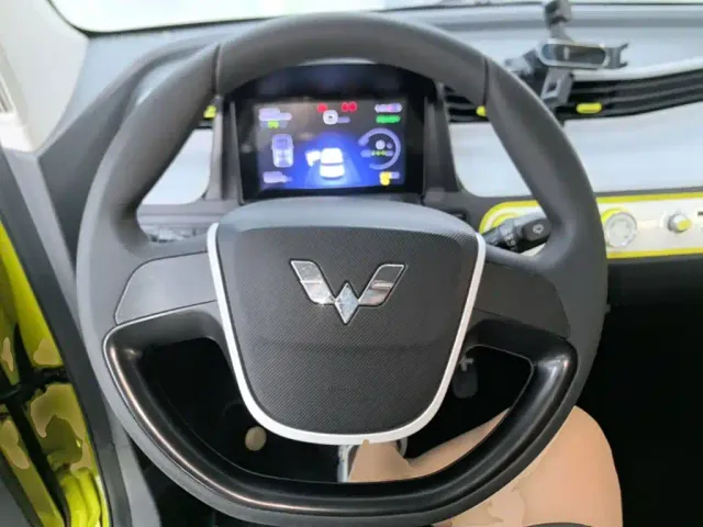 Wuling Hongguang Mini EV — Фото автомобиля 10