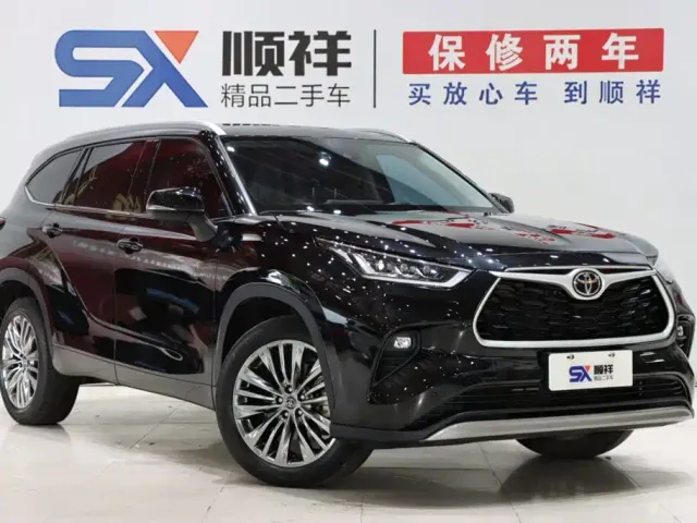 Toyota Highlander — Фото автомобиля 3