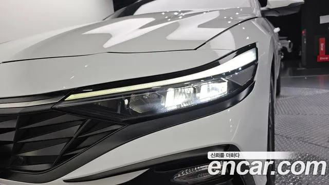 Hyundai Avante — Фото автомобиля 7