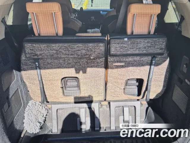 Kia Carnival 4th Gen — Фото автомобиля 3