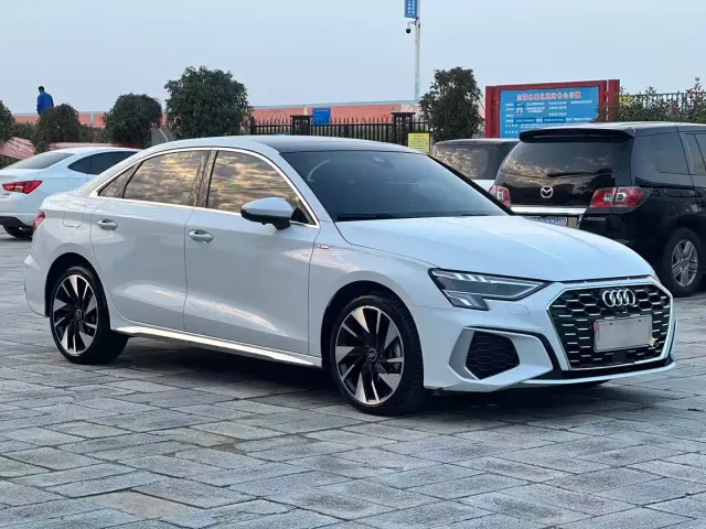Audi A3 — Фото автомобиля 3