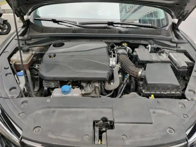 Changan Eado — Фото автомобиля 10