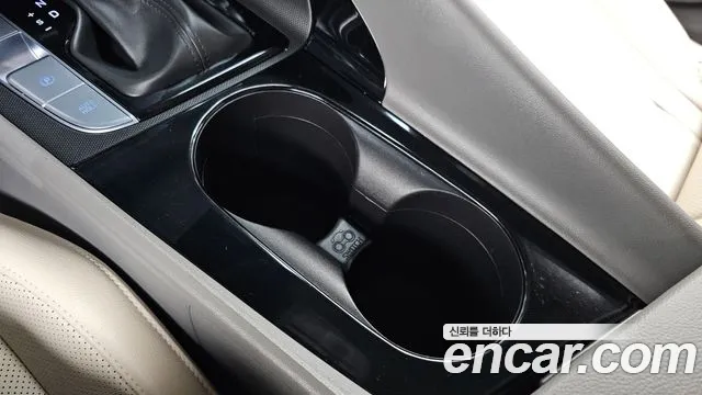 Hyundai Avante CN7 — Фото автомобиля 23