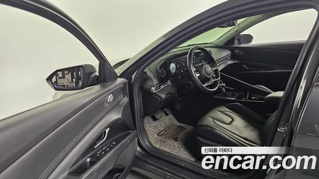 Hyundai Avante CN7 — Фото автомобиля 10