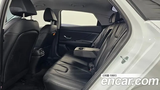 Hyundai Avante CN7 — Фото автомобиля 26