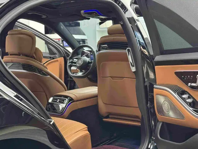 Mercedes-Benz S-Class — Фото автомобиля 11