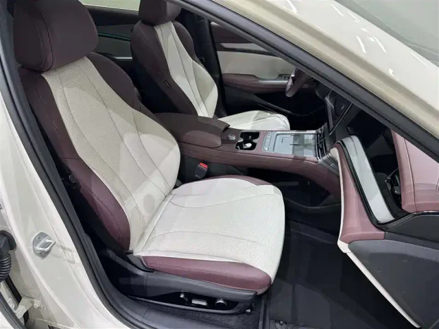 BYD Seal 07 DM-i — Фото автомобиля 30