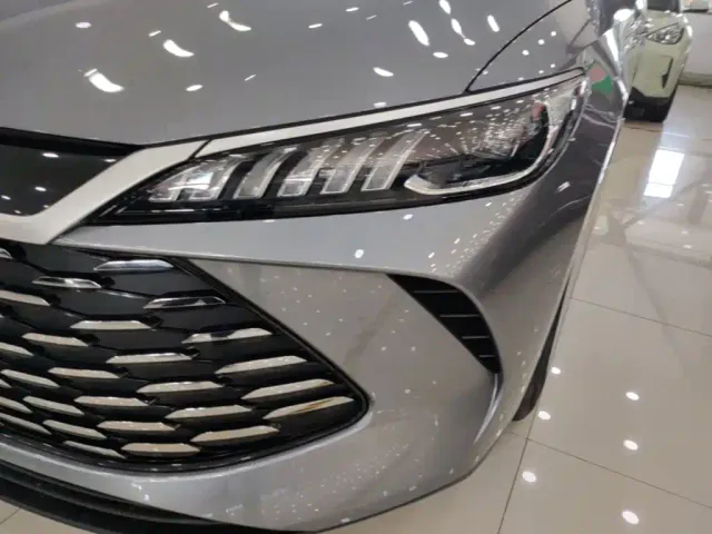 BYD Qin PLUS — Фото автомобиля 23