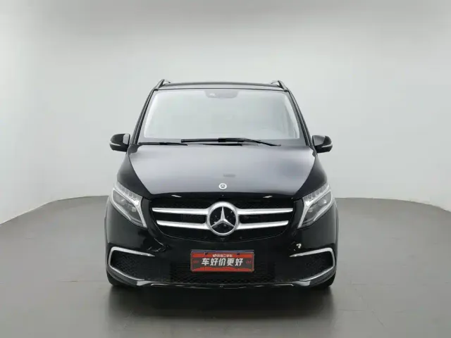 Mercedes-Benz V-Class — Фото автомобиля 3