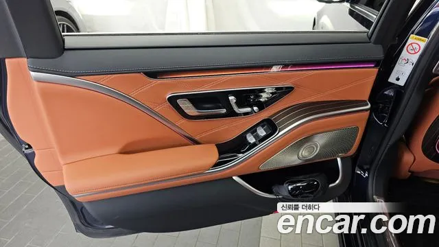 Mercedes-Benz S-Class — Фото автомобиля 20