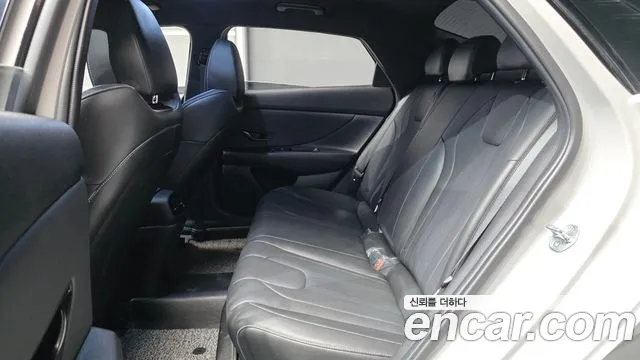 Hyundai Avante CN7 — Фото автомобиля 18