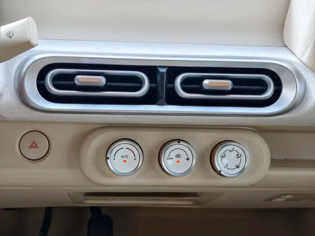 Wuling Hongguang Mini EV — Фото автомобиля 17