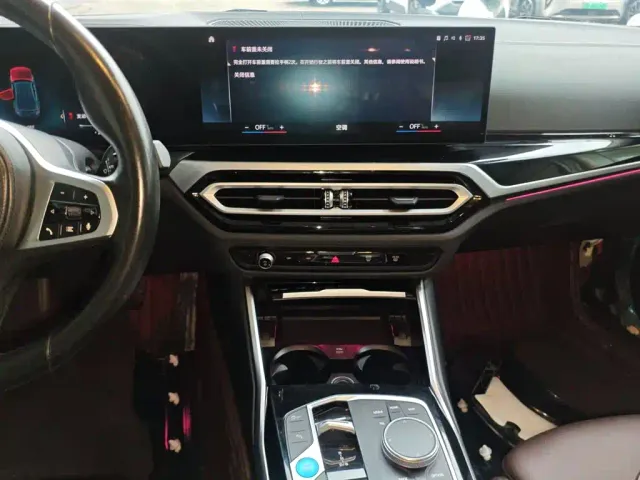 BMW i3 — Фото автомобиля 5