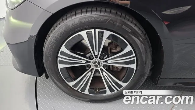 Mercedes-Benz E-Class W214 — Фото автомобиля 5