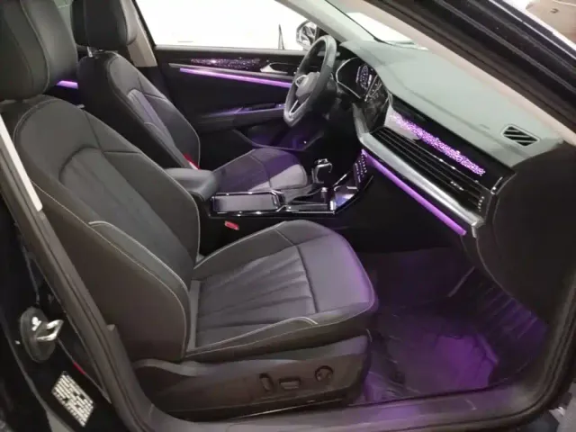 Volkswagen Passat — Фото автомобиля 24