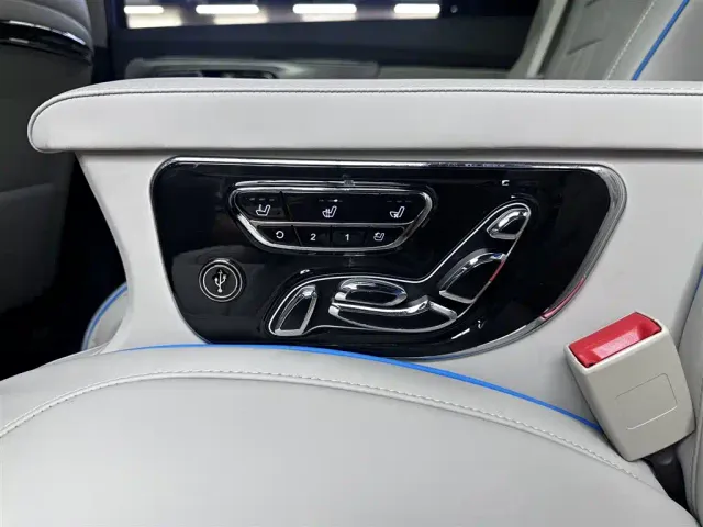 GAC Trumpchi GS8 — Фото автомобиля 28