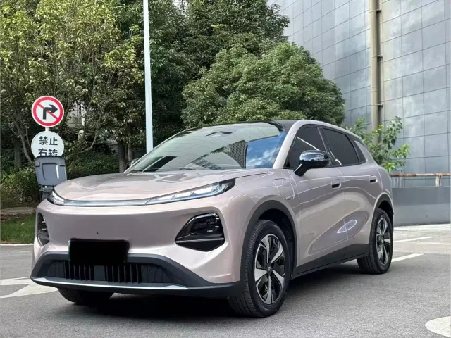 Фотография автомобиля — Changan Qiyuan Q05