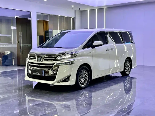 Фотография автомобиля — Toyota Vellfire
