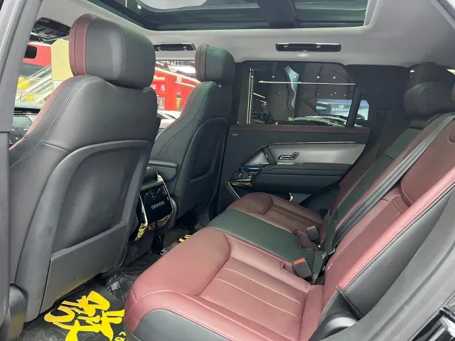 Land Rover Range Rover Sport — Фото автомобиля 10