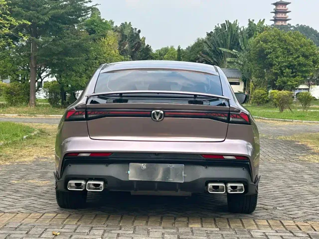 Changan UNI-V — Фото автомобиля 5