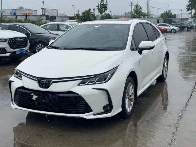Фотография автомобиля — Toyota Corolla