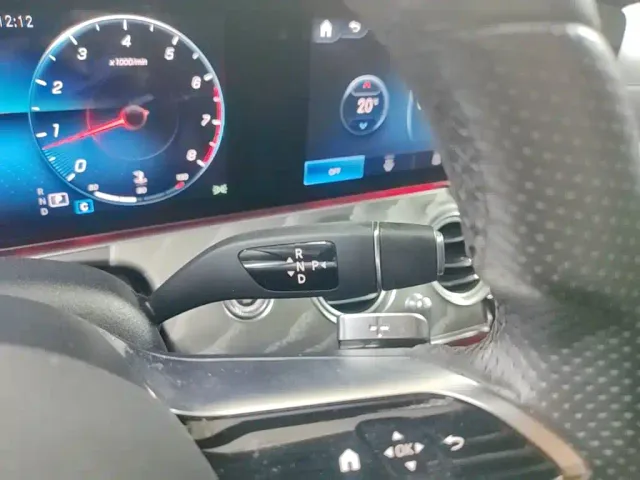 Mercedes-Benz E-Class — Фото автомобиля 13